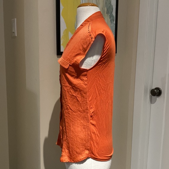 Burnt orange top - Picture 3 of 8